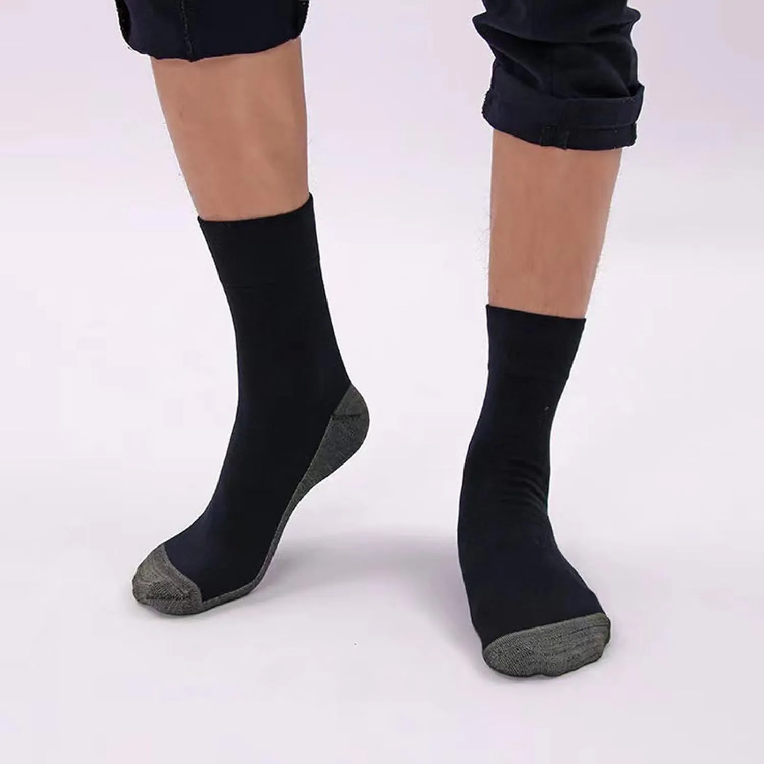 20 Pairs Crew Athletic Socks for Men Moisture Wicking Cushion Crew Socks for Sport Running Traveling