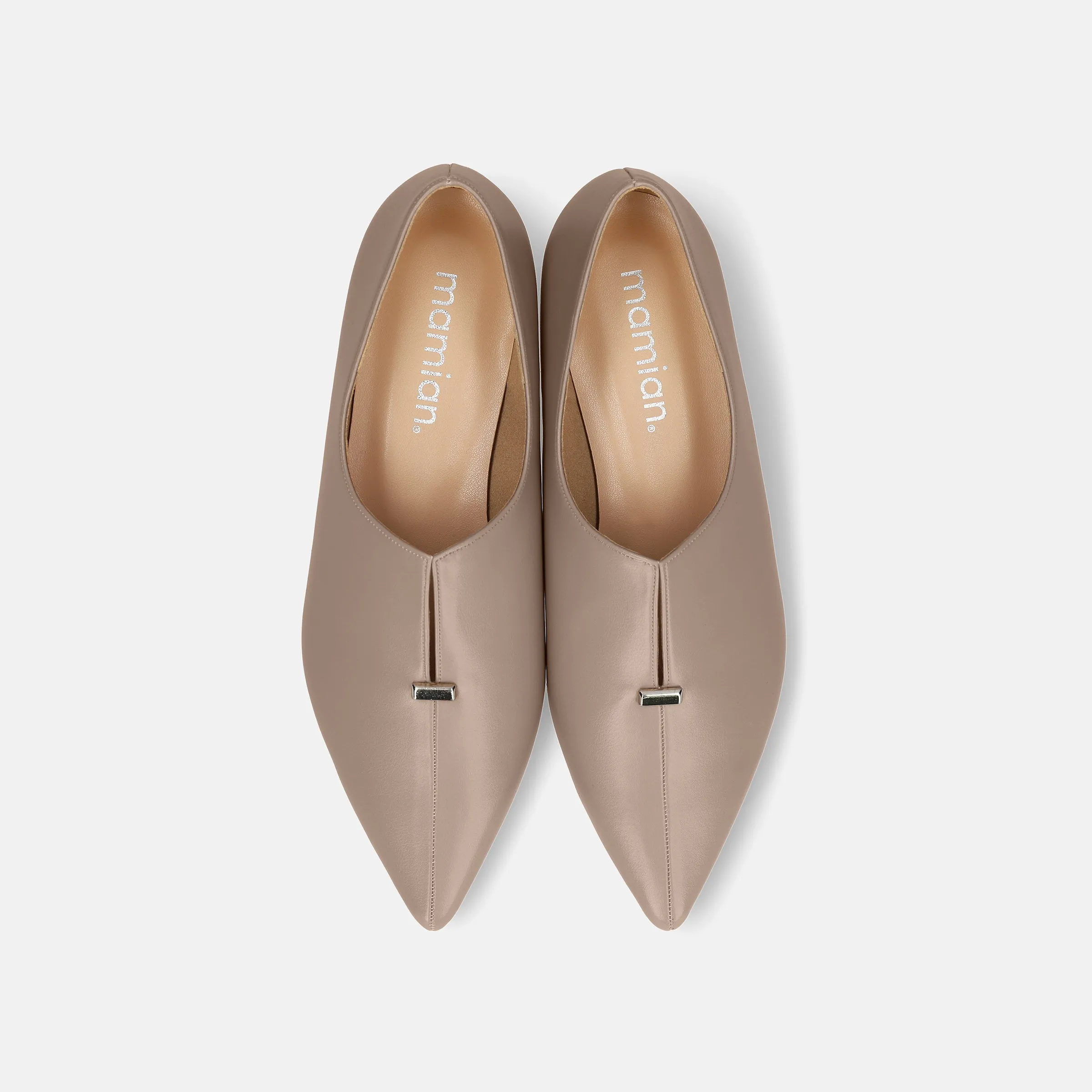 25% OFF: 2024SS: Metal Stud Slit Flat Shoes (4795) Dark Beige