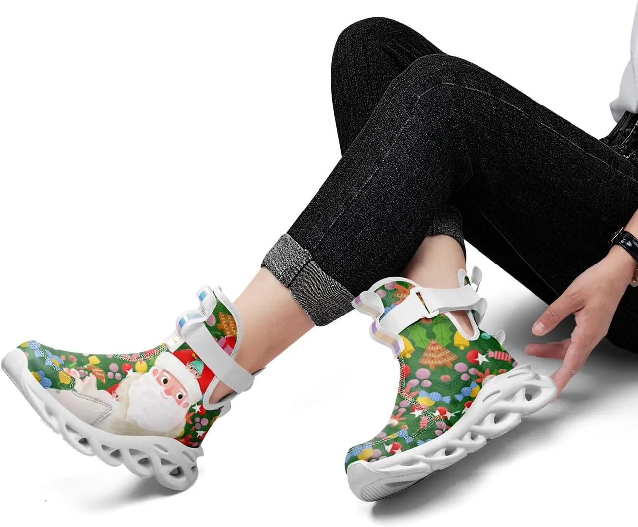 Christmas Santa Claus Print High-Top Sneakers for Women Lightweight Slip-On Round Toe Boot Non-Washable, Suitable All Seasons