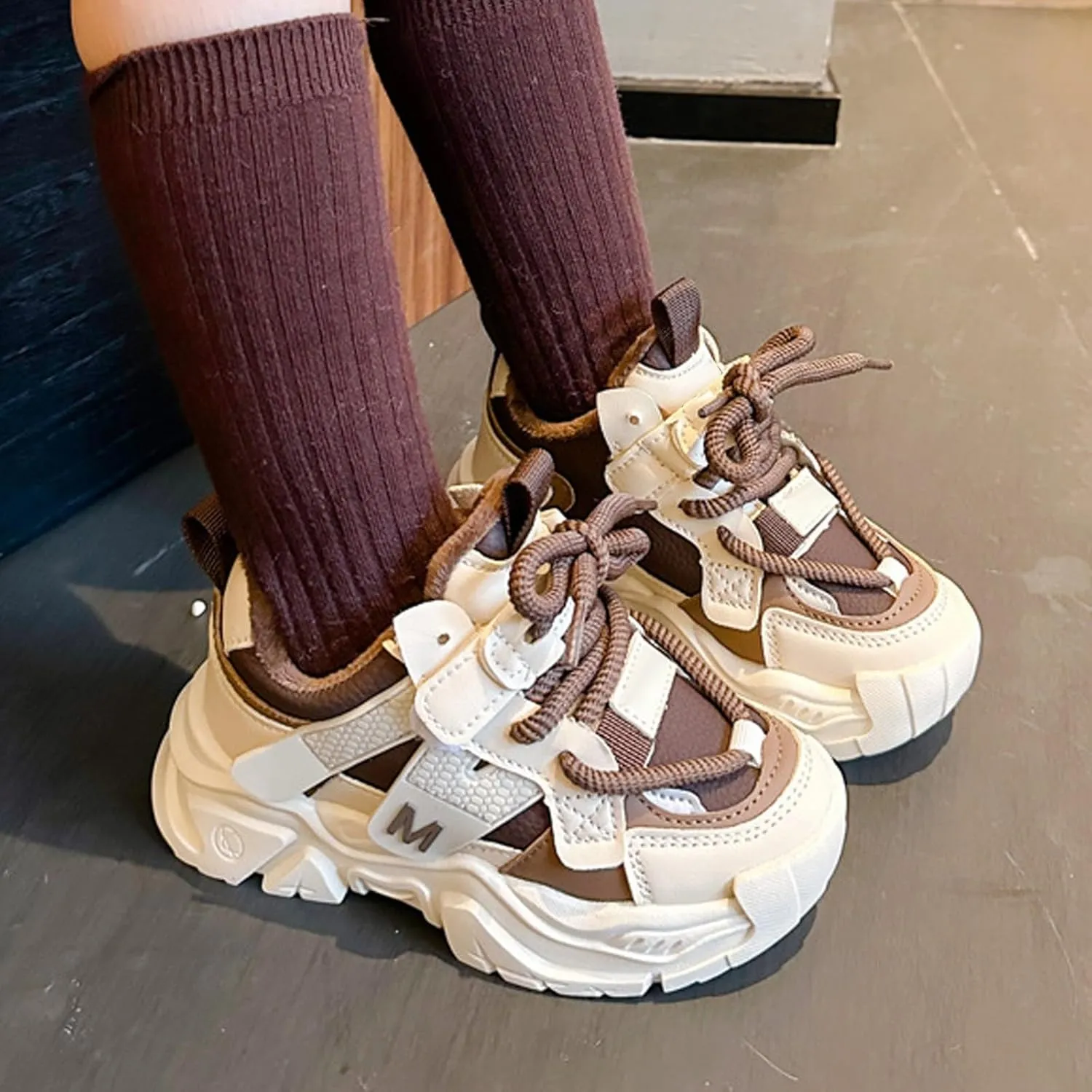 Chunky Sneakers for Girls Fashion Lace-up Comfortable Breathable Casual Walking Shoes for Outdoor Kid Light up Shoes