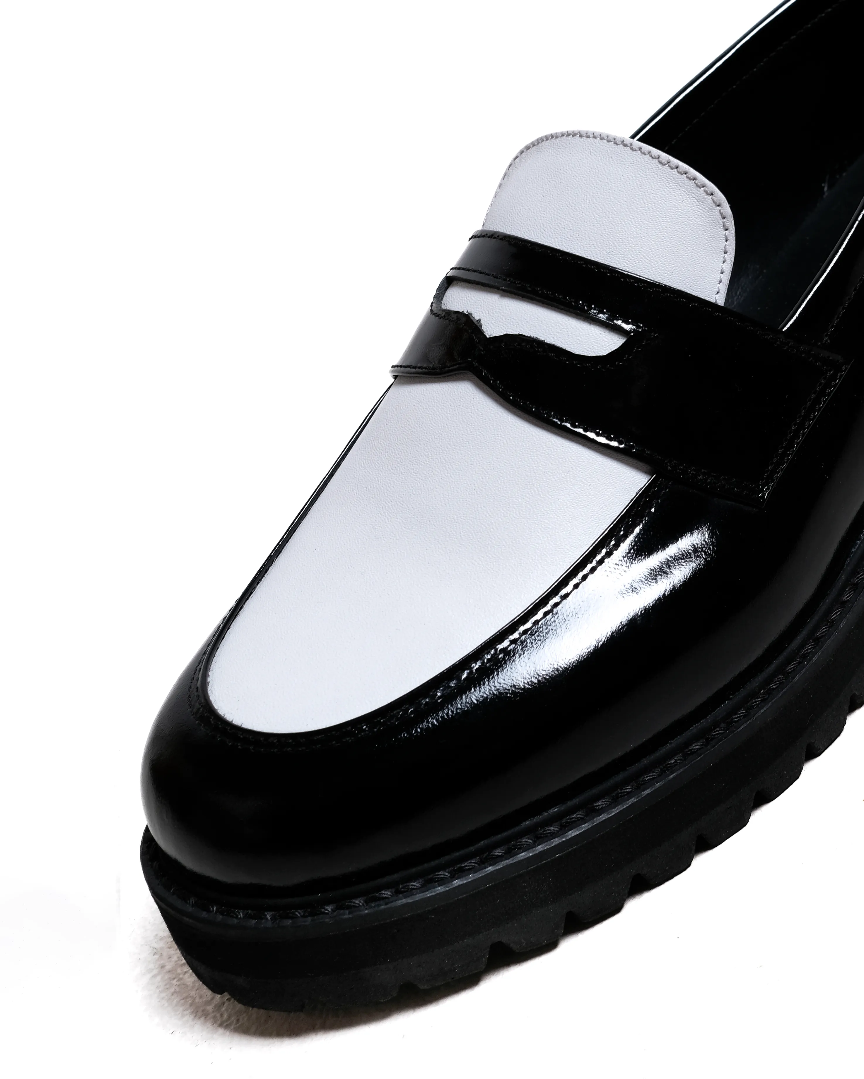 Dorja - The Twotone Loafers