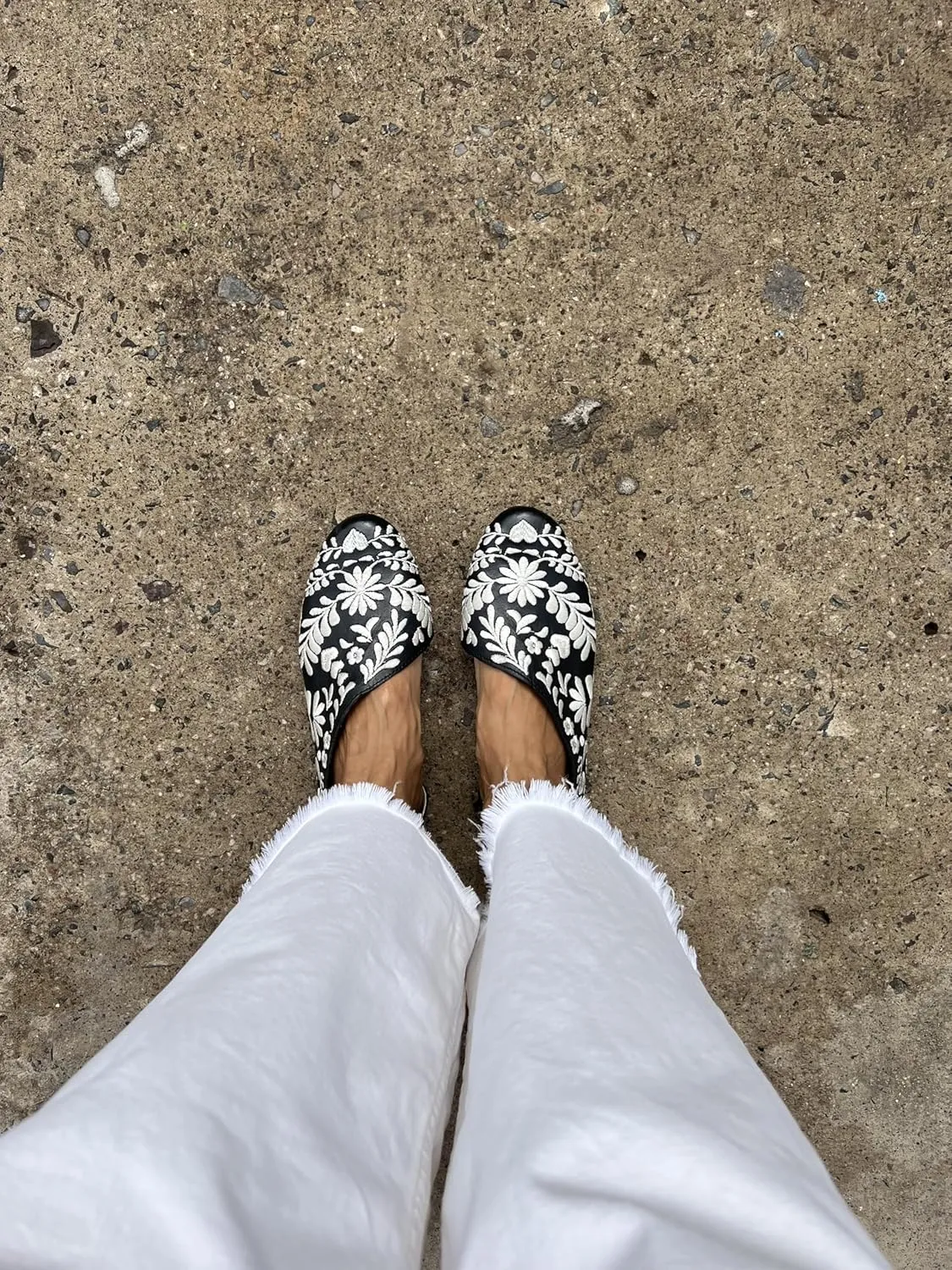 Macarena Collection Sandals women Huarache Sandal Colorful Leather Mexican Comfort Walking Handcrafted Leather Embroidered Flats - Mexican Artisan Design Maky