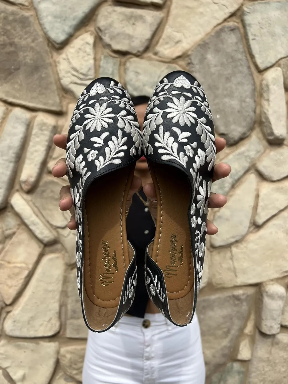 Macarena Collection Sandals women Huarache Sandal Colorful Leather Mexican Comfort Walking Handcrafted Leather Embroidered Flats - Mexican Artisan Design Maky