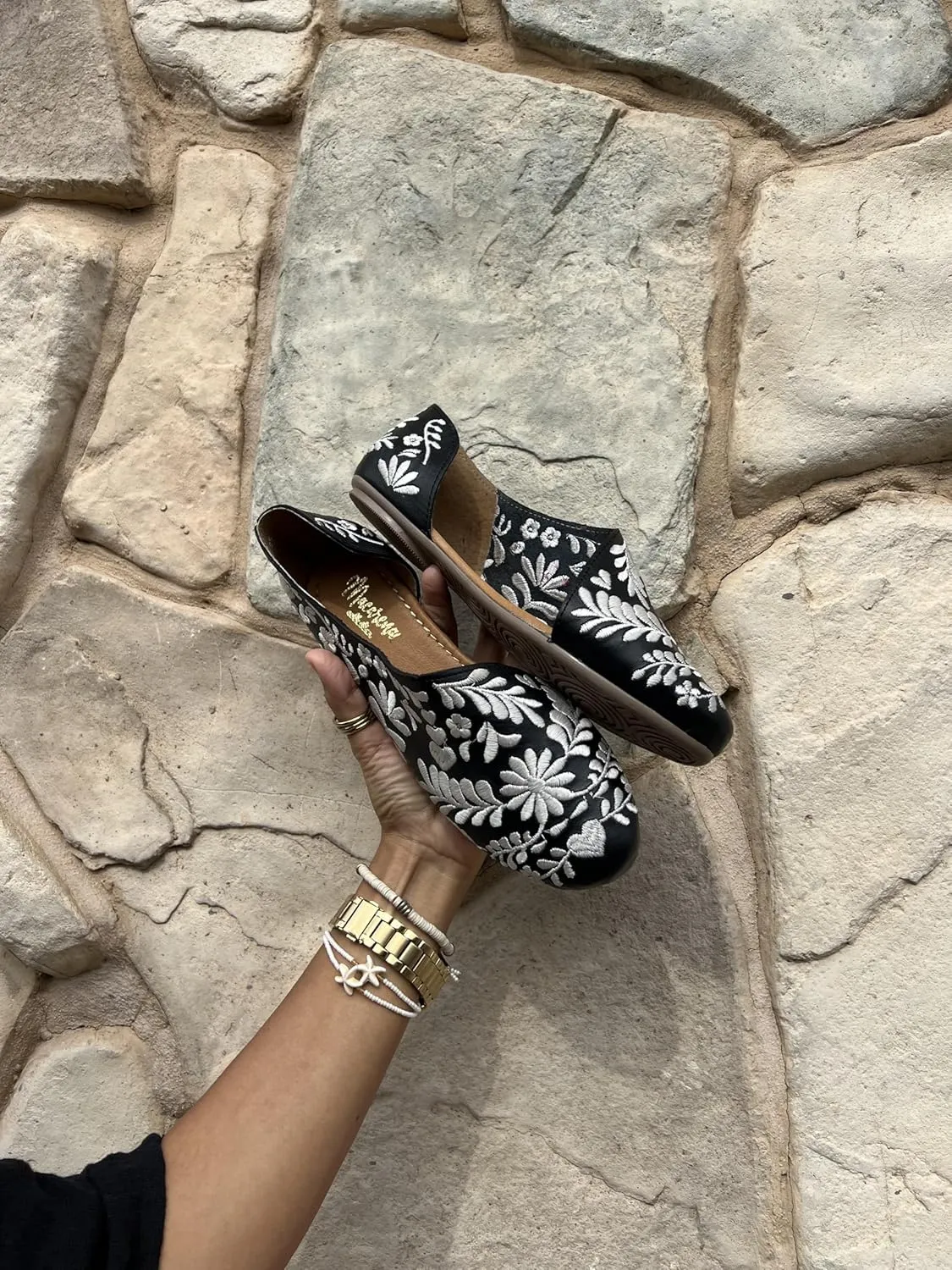 Macarena Collection Sandals women Huarache Sandal Colorful Leather Mexican Comfort Walking Handcrafted Leather Embroidered Flats - Mexican Artisan Design Maky