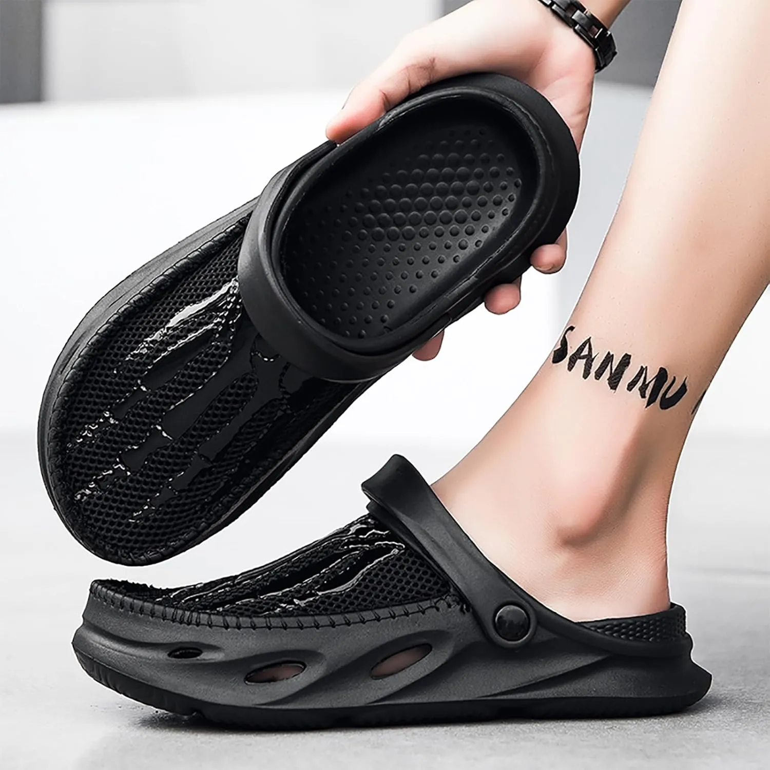 Mens Garden Clogs Shoes Breathable Summer Beach Sandals Sports Sandals Adjustable Slide Slip-on Outdoor Beach Slippers