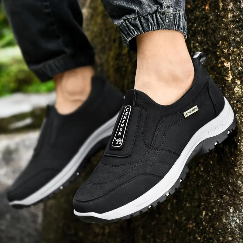 Men's Slip-On Walking Shoes, Lightweight Comfort Breathable Loafers Non-Slip Hiking Shoes