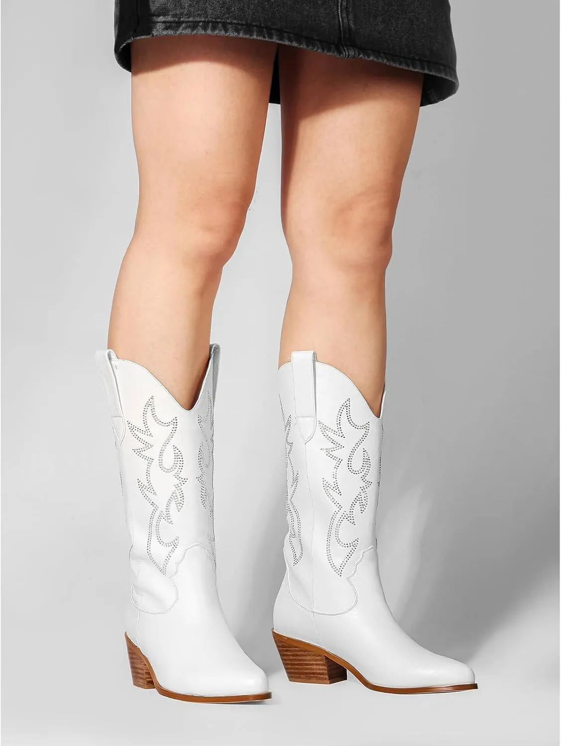 MUCCCUTE Cowboy Boots for Women Cowgirl Boots Wide Calf Pointed Toe Embroidered Fashion Western Chunky Pull On