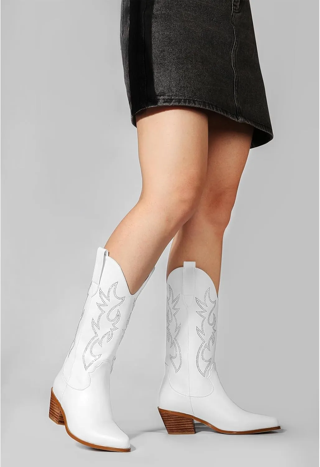 MUCCCUTE Cowboy Boots for Women Cowgirl Boots Wide Calf Pointed Toe Embroidered Fashion Western Chunky Pull On