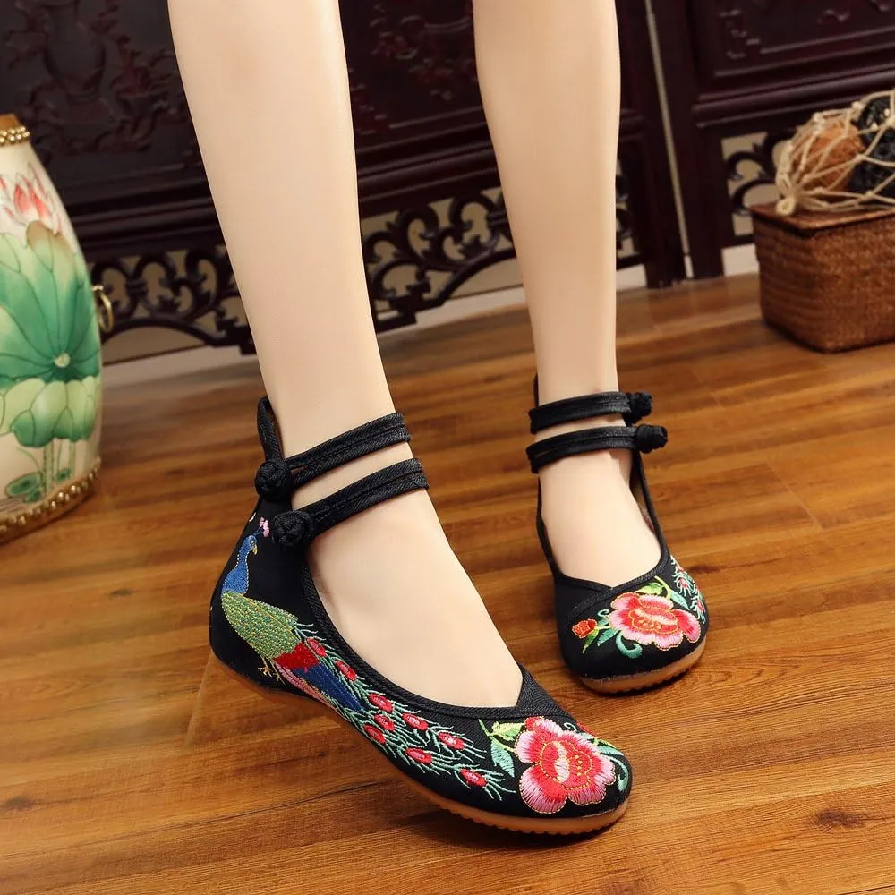 Qhome Women's Chinese Traditional Peacock Embroidered Oxfords Sole Cheongsam Walking Mary Janes Flats