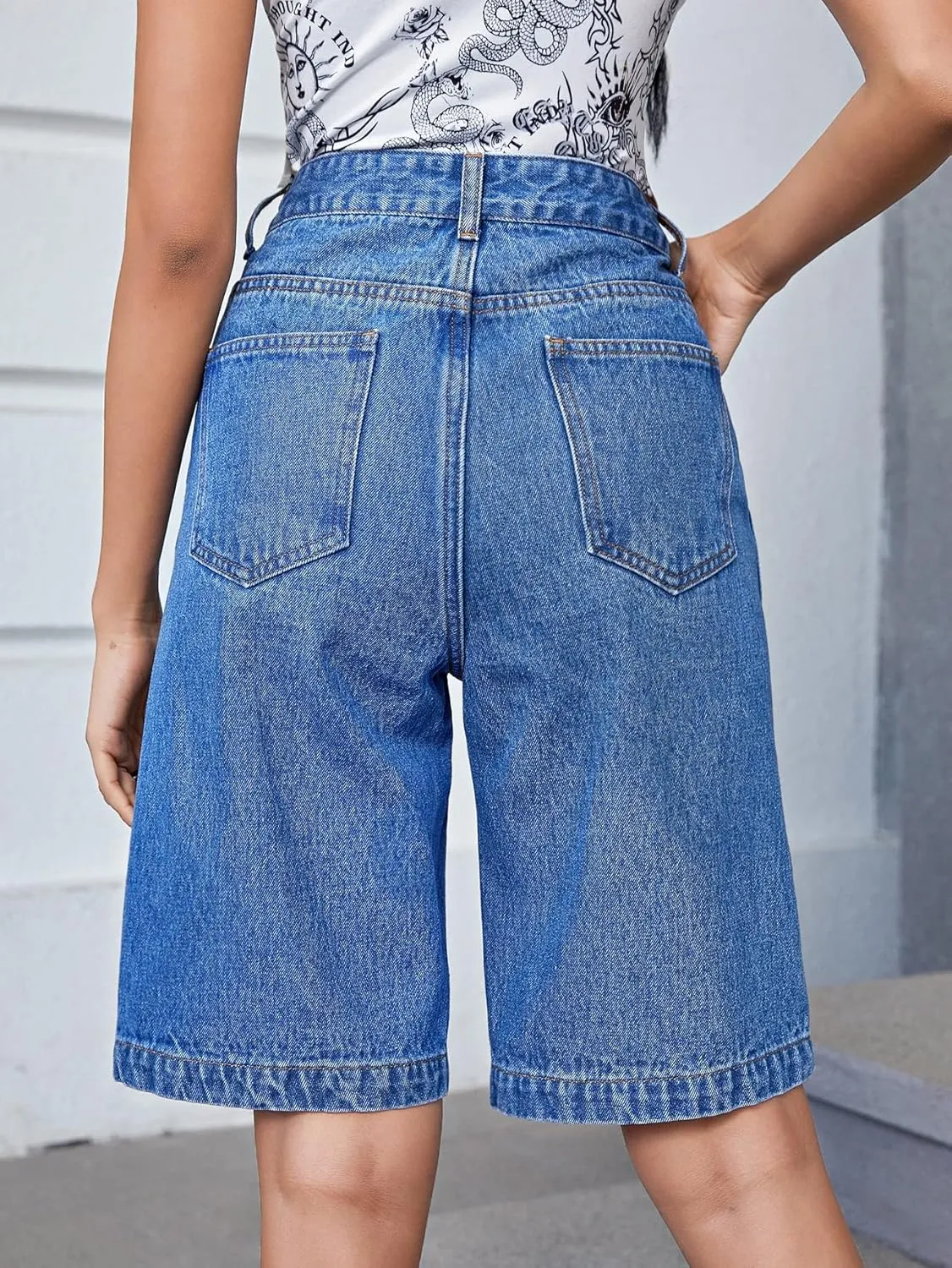SweatyRocks Women's Casual High Rise Jean Shorts Straight Leg Zip Up Bermuda Denim Shorts