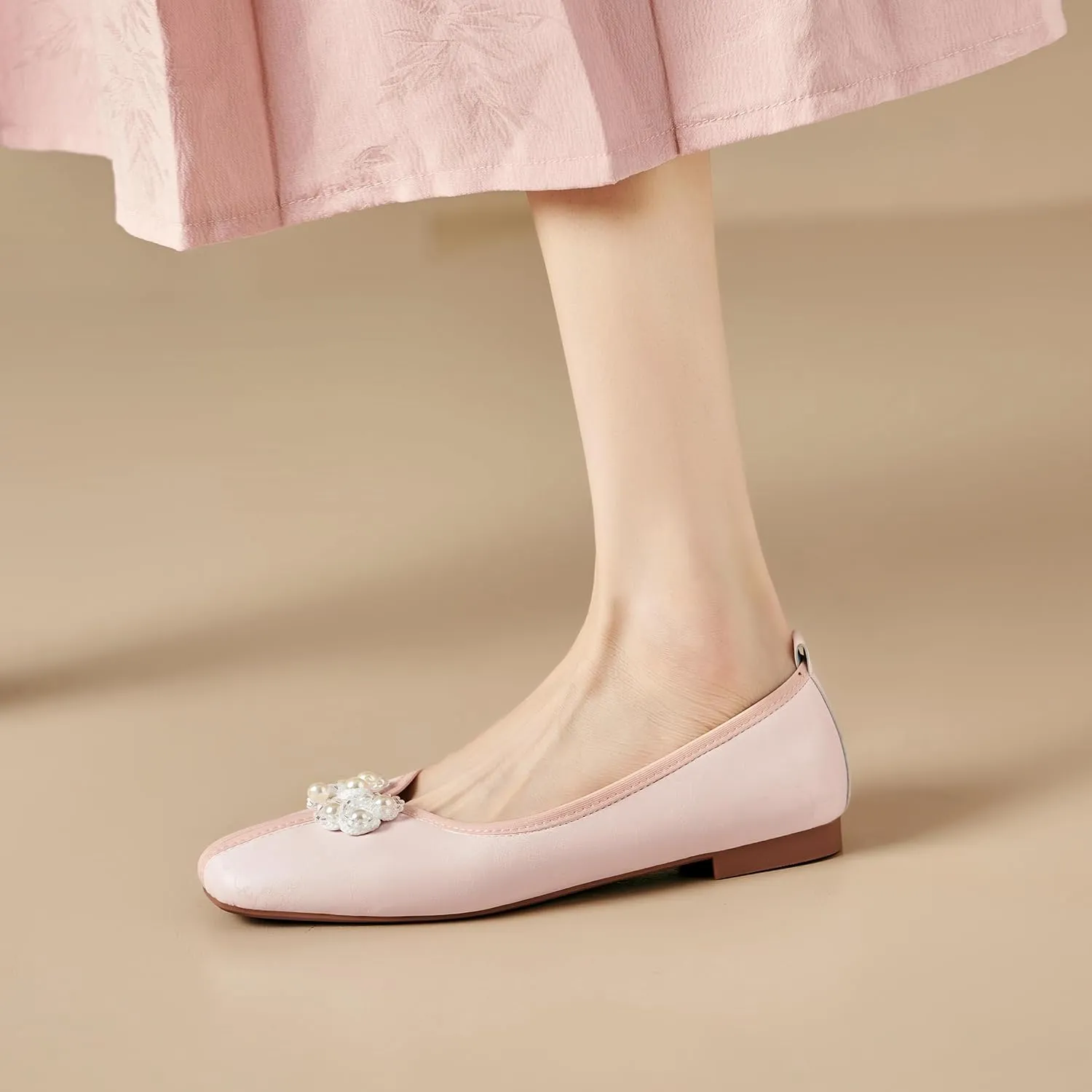 Womens Retro Ballet Flats Classic Slip on Pearl Embroidered Ballerina Shoes Comfortable Soft Square Toe Bride Wedding Dress Flats